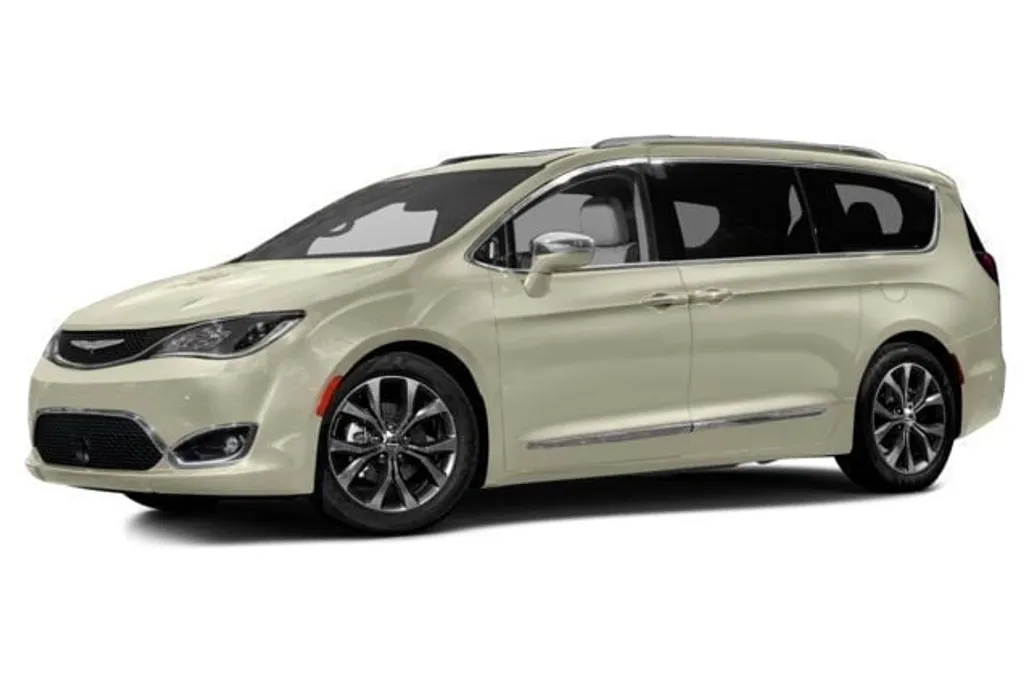 2017 Chrysler Pacifica Limited photo 1