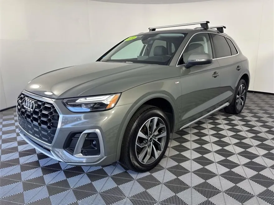 2024 Audi Q5 45 S line Premium photo 1