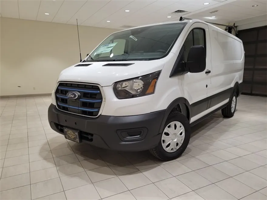 2022 Ford Transit photo 1