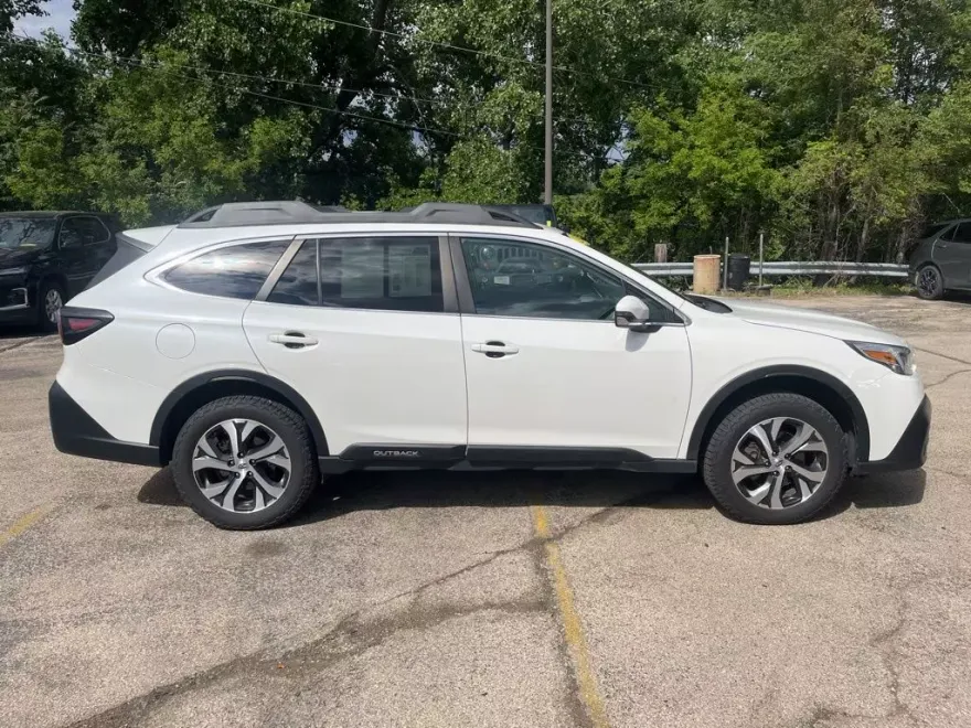 2021 Subaru Outback Limited XT photo 1