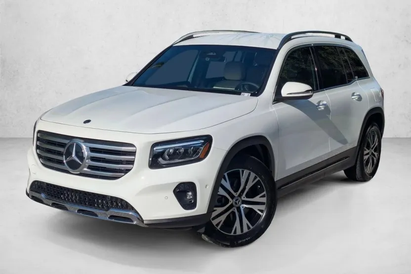 2025 Mercedes Benz GLB 250 photo 1