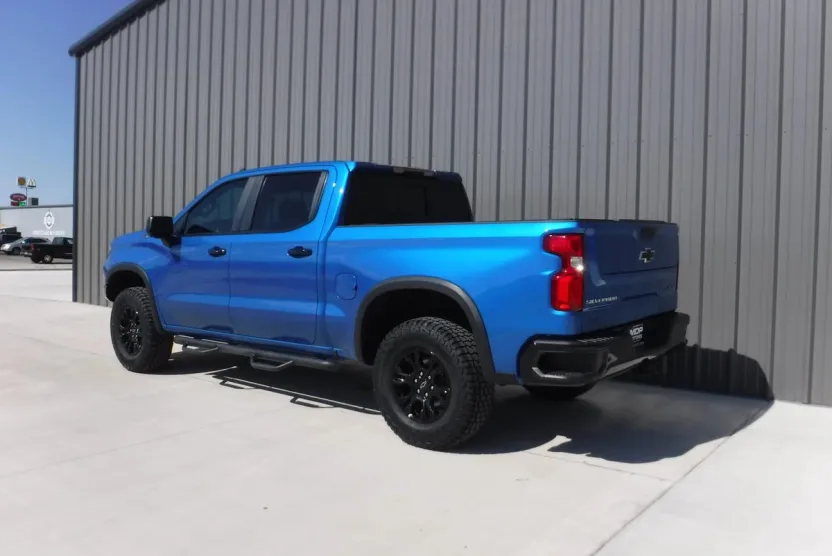 2022 Chevrolet Silverado 1500 ZR2 photo 1