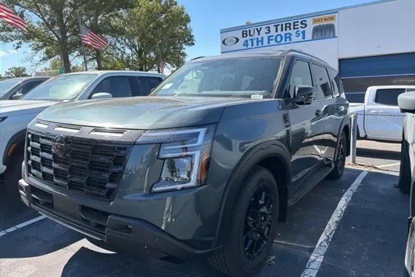 2026 Nissan Armada photo 1