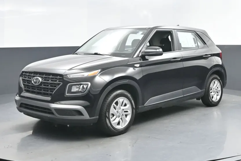 2022 Hyundai Venue SE photo 1