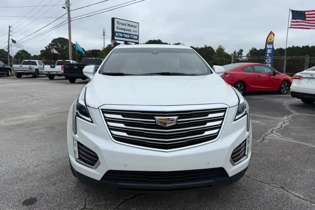 2017 Cadillac XT5 Premium Luxury photo 1