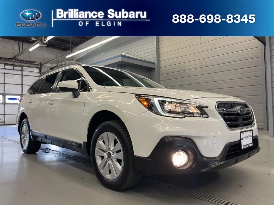 2019 Subaru Outback 2.5i Premium photo 1
