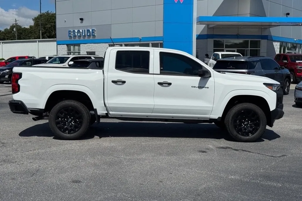 2026 Chevrolet Colorado Work Truck photo 1