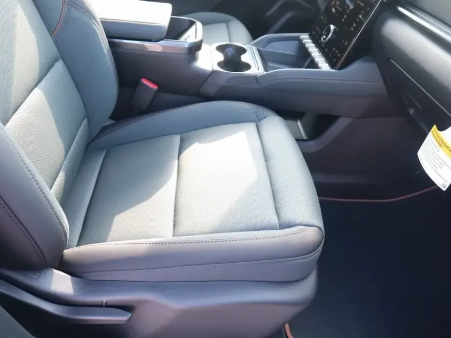 2026 Gmc Acadia AT4 photo 1