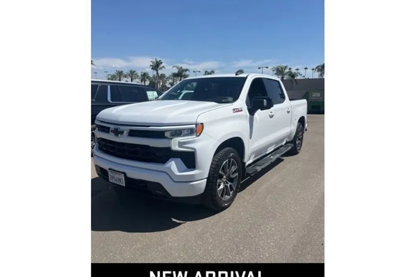 2022 Chevrolet Silverado 1500 RST photo 1