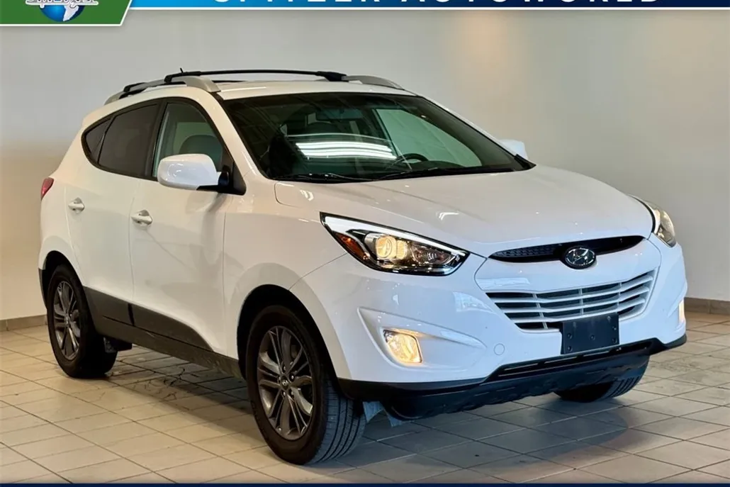 2015 Hyundai Tucson SE photo 1