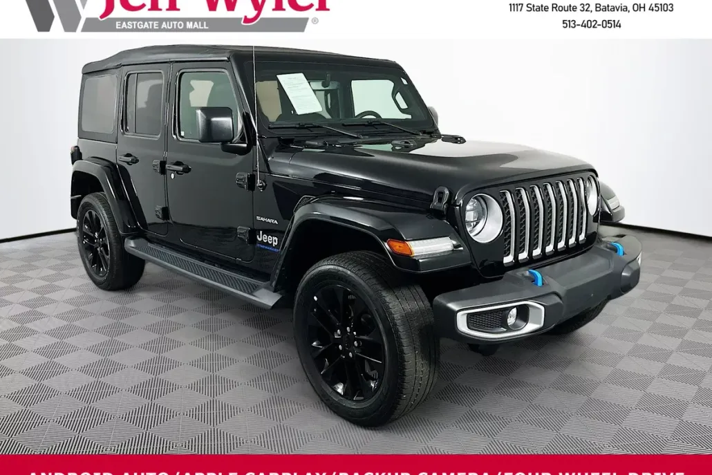 2023 Jeep Wrangler 4xe Sahara photo 1