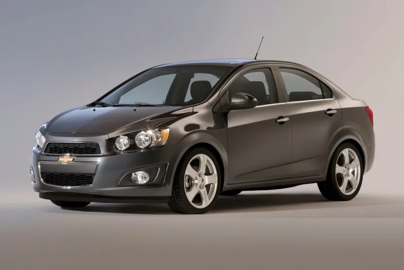 2015 Chevrolet Sonic LT photo 1