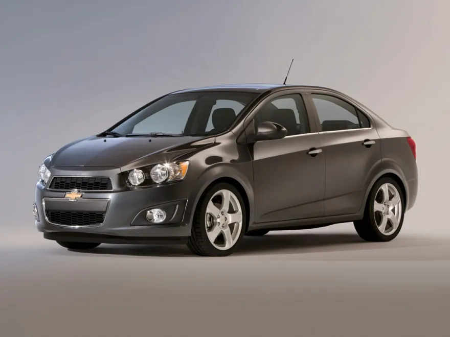 2015 Chevrolet Sonic LT photo 1