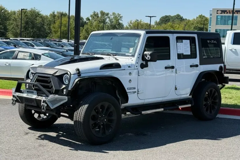 2018 Jeep Wrangler Unlimited Sport photo 1