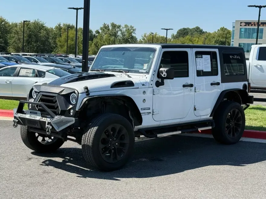 2018 Jeep Wrangler Unlimited Sport photo 1