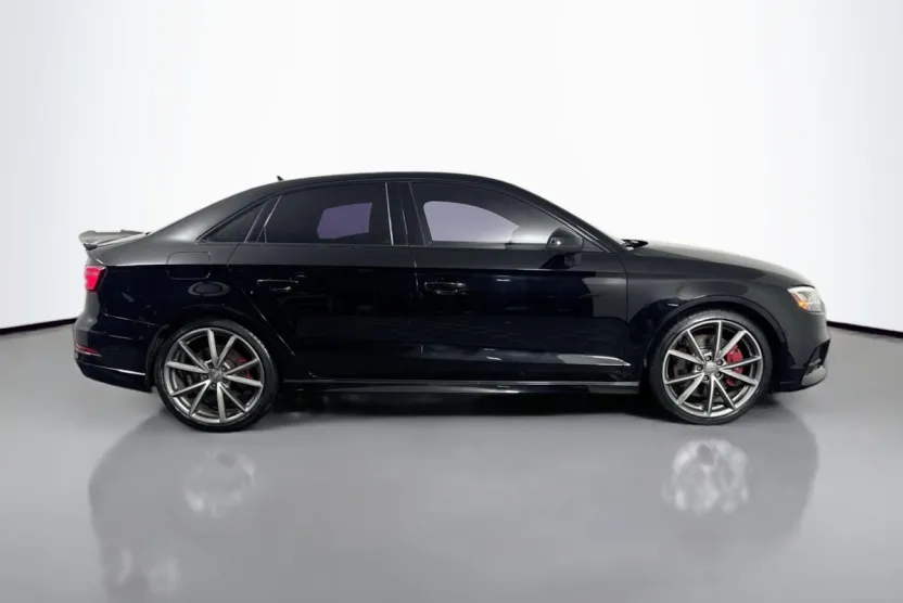 2018 Audi S3 Premium Plus photo 1