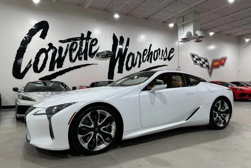 2018 Lexus LC 500 photo 1