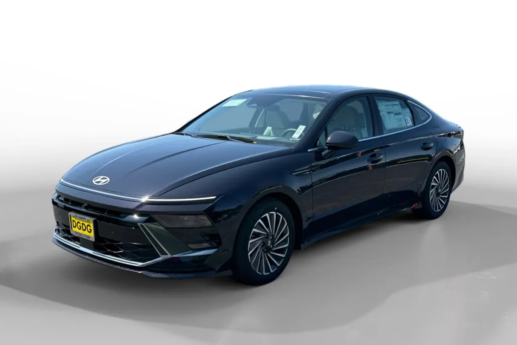 2025 Hyundai Sonata Hybrid Limited photo 1