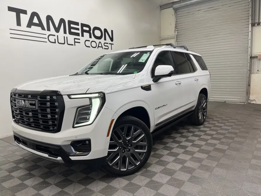 2026 Gmc Yukon Denali Ultimate photo 1
