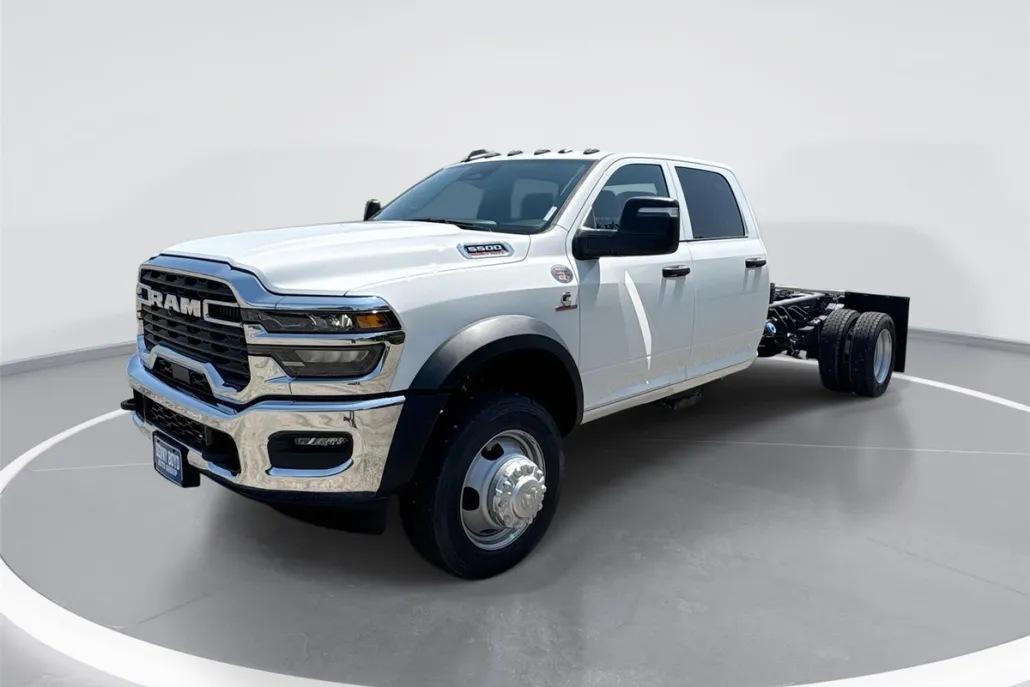 2026 Ram 5500 photo 1