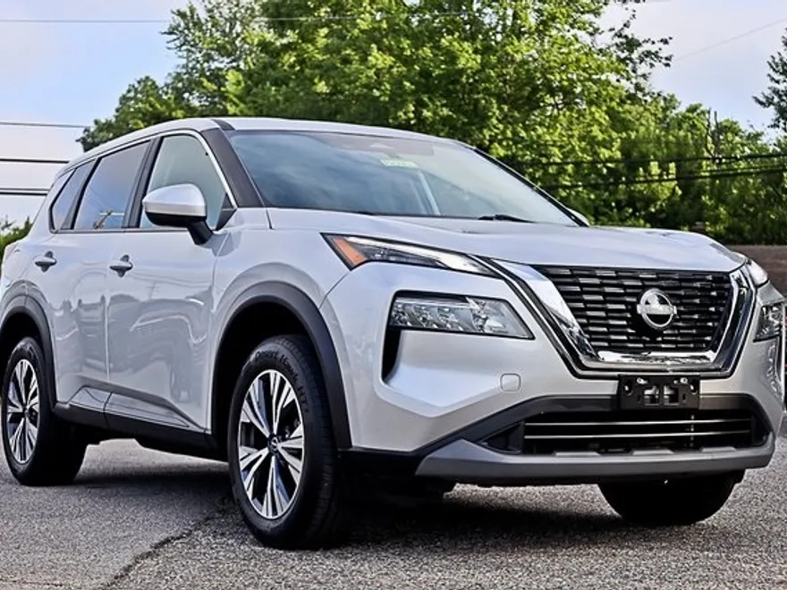 2023 Nissan Rogue SV photo 1