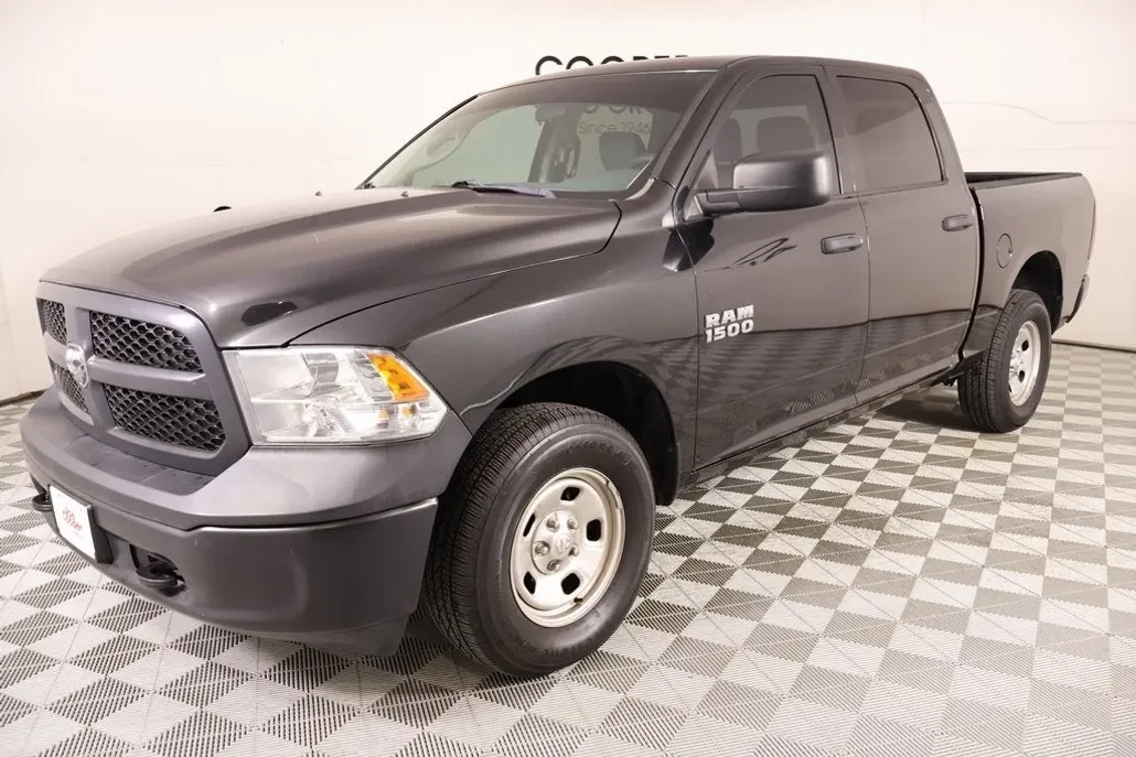 2018 Ram 1500 Tradesman photo 1