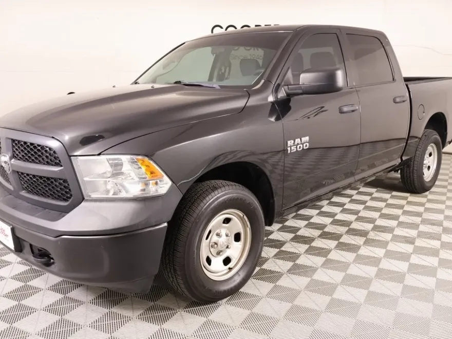 2018 Ram 1500 Tradesman photo 1