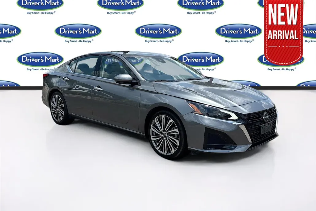 2023 Nissan Altima 2.5 SL photo 1
