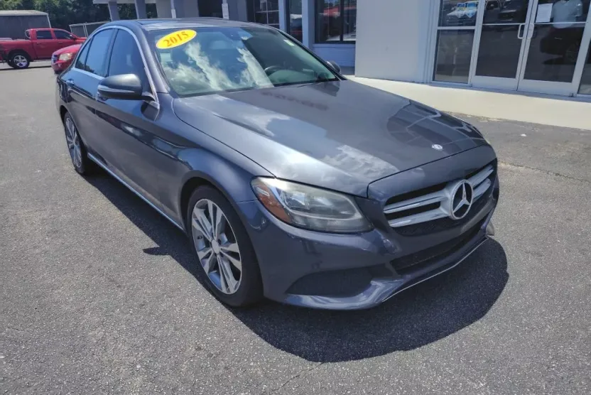 2015 Mercedes Benz C 300 photo 1