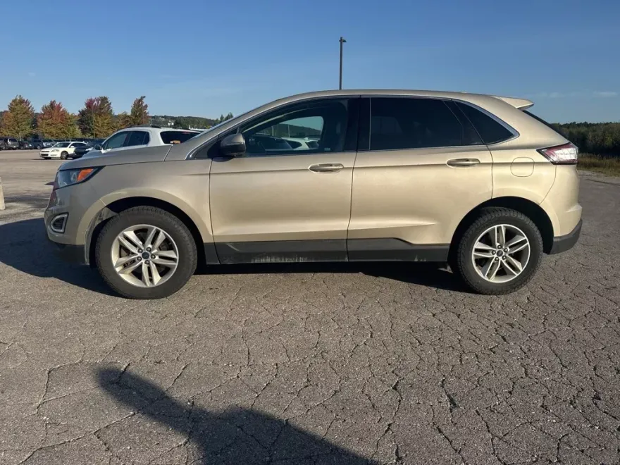 2017 Ford Edge SEL photo 1