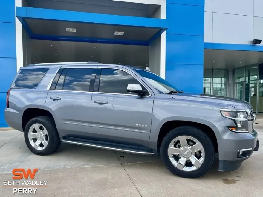 2018 Chevrolet Tahoe Premier photo 1