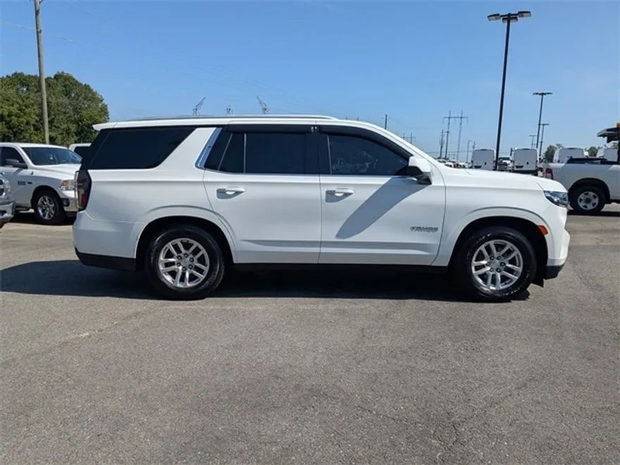 2021 Chevrolet Tahoe LT photo 1