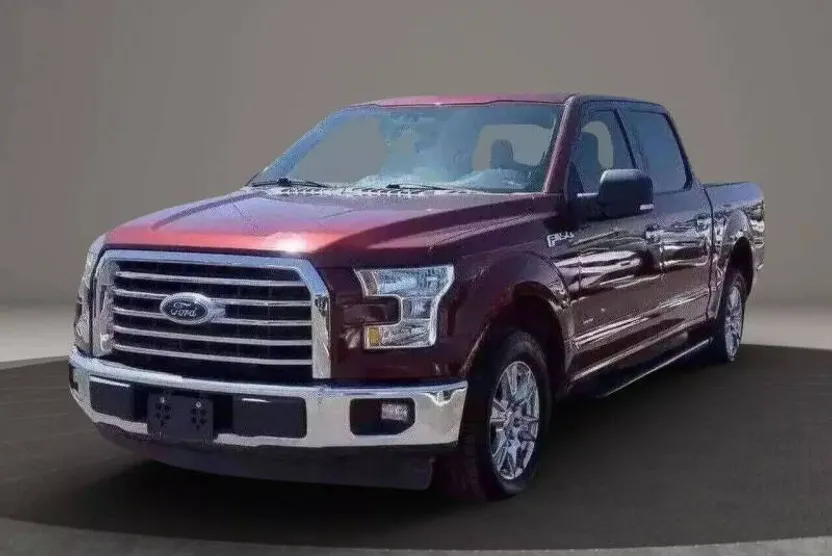 2017 Ford F-150 XLT photo 1