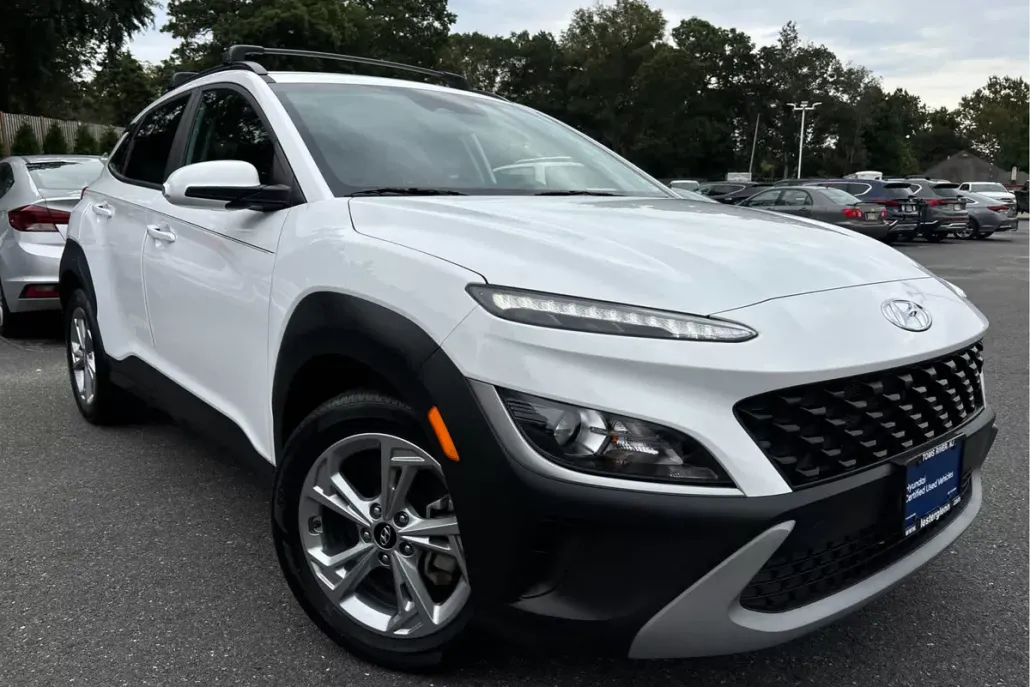 2023 Hyundai Kona SEL photo 1