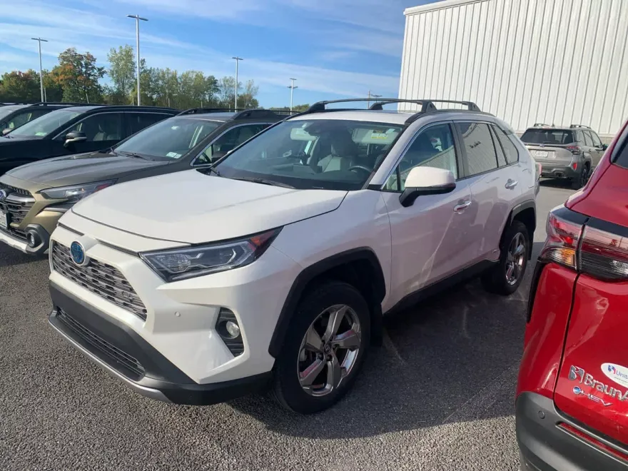 2019 Toyota RAV4 Hybrid Limited photo 1