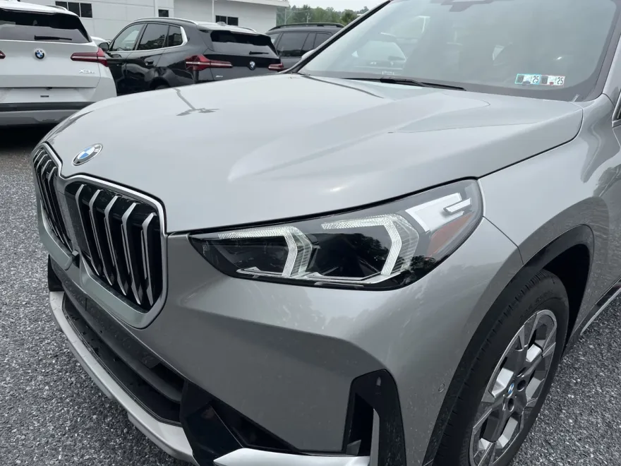 2025 Bmw X1 XDrive28i photo 1