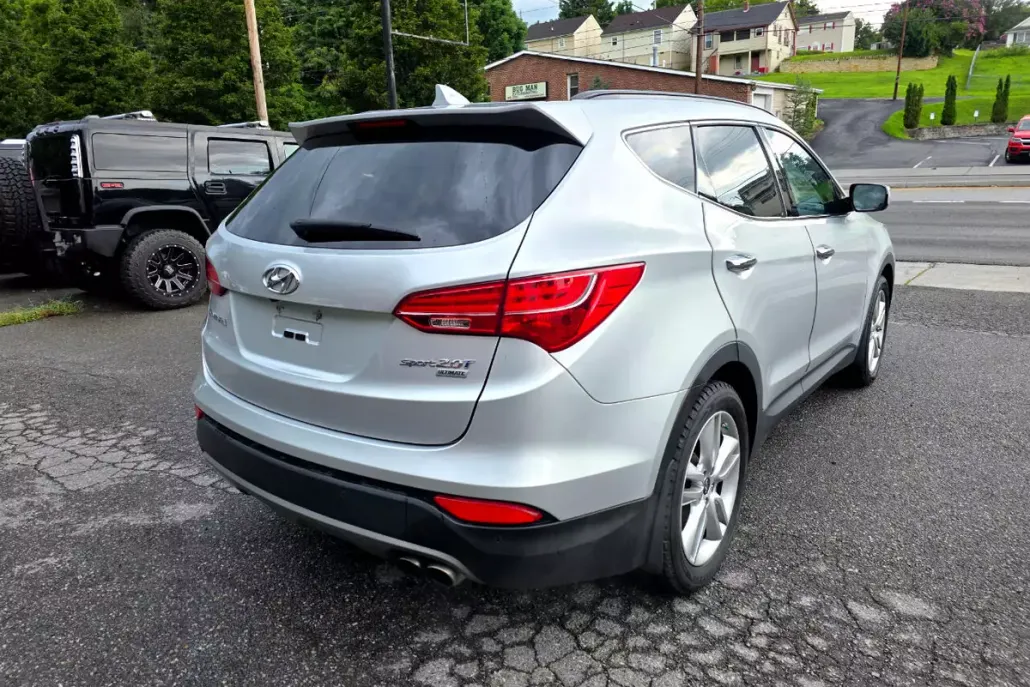 2016 Hyundai Santa Fe Sport 2.0T photo 1