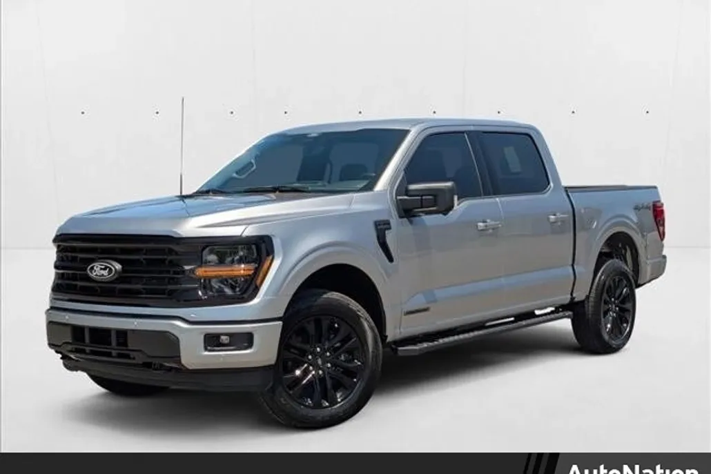 2025 Ford F-150 XLT photo 1