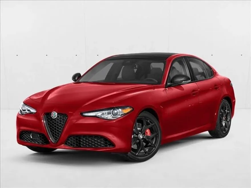 2020 Alfa Romeo Giulia Ti photo 1