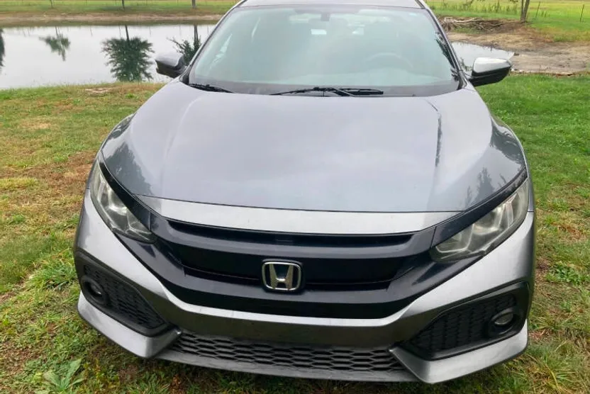2017 Honda Civic EX photo 1