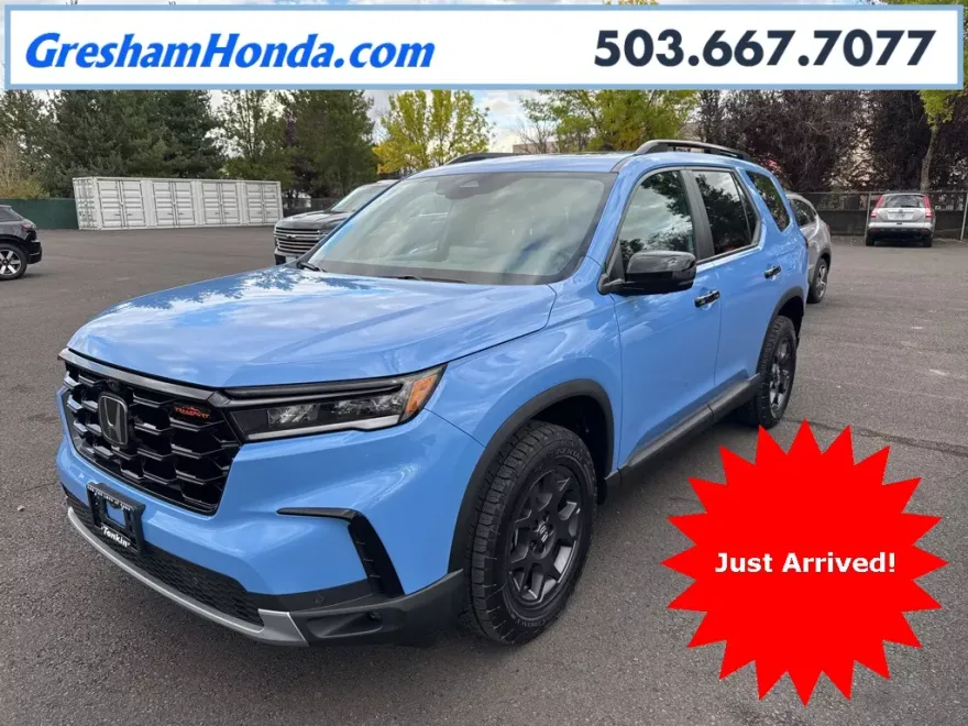 2025 Honda Pilot TrailSport photo 1