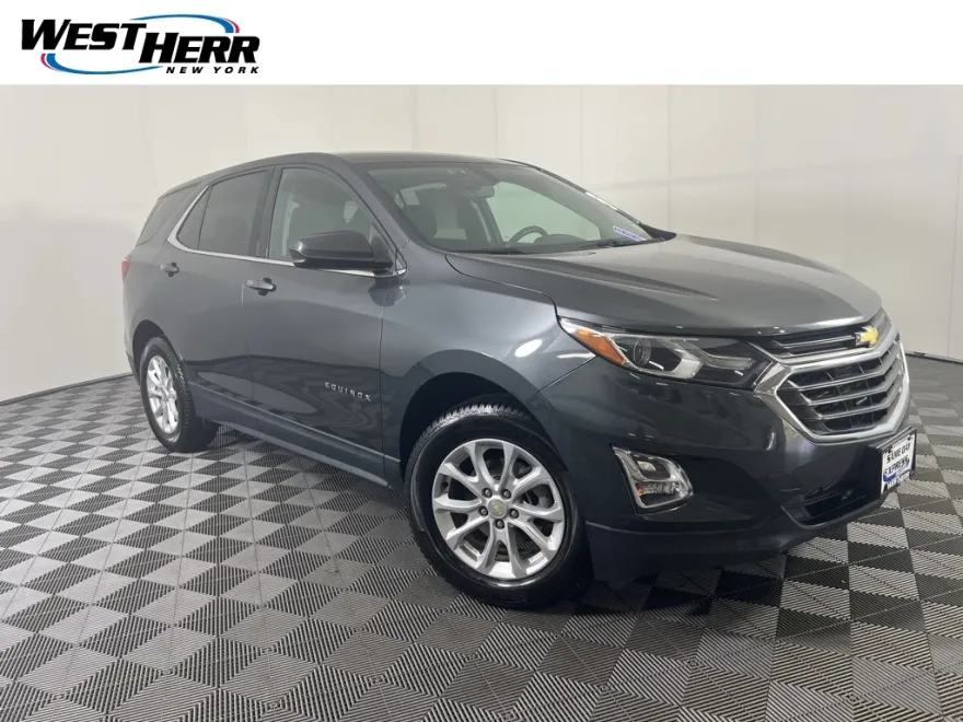 2019 Chevrolet Equinox LT photo 1