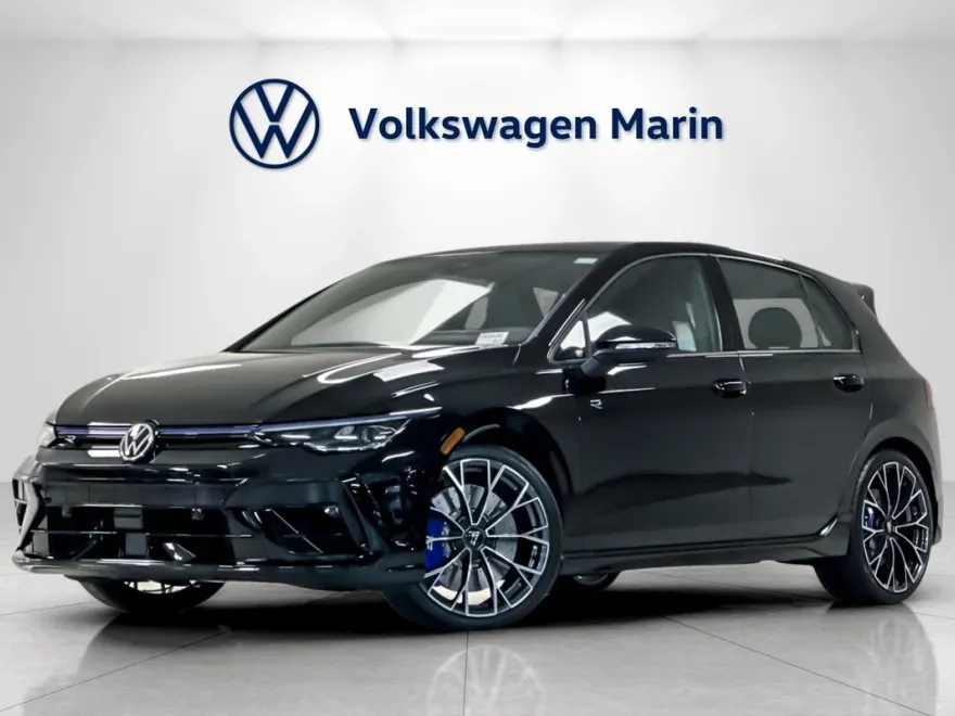 2025 Volkswagen Golf R 2.0 TSI photo 1