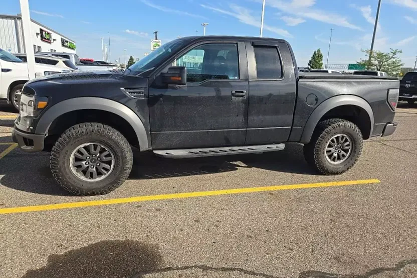 2010 Ford F-150 SVT Raptor photo 1