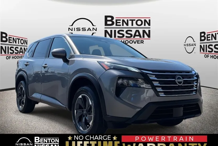 2024 Nissan Rogue SV photo 1