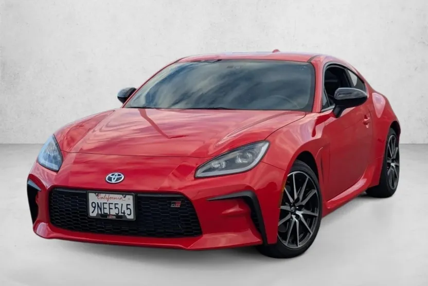 2024 Toyota GR86 photo 1