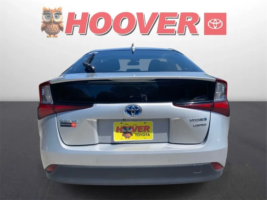 2022 Toyota Prius Limited photo 1
