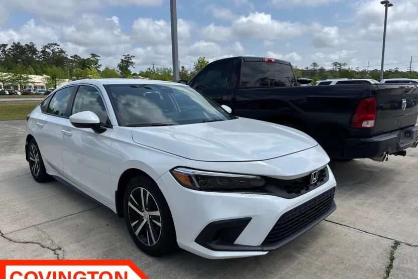 2024 Honda Civic LX photo 1