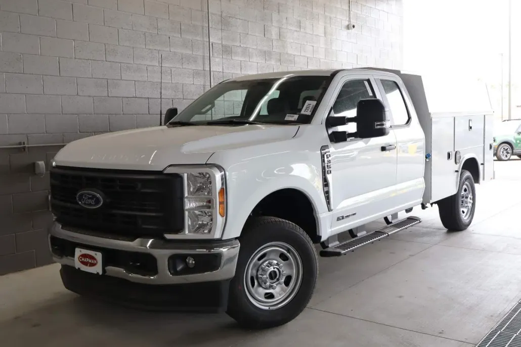 2025 Ford F-350 XL photo 1