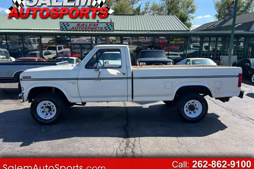 1985 Ford F-250 photo 1